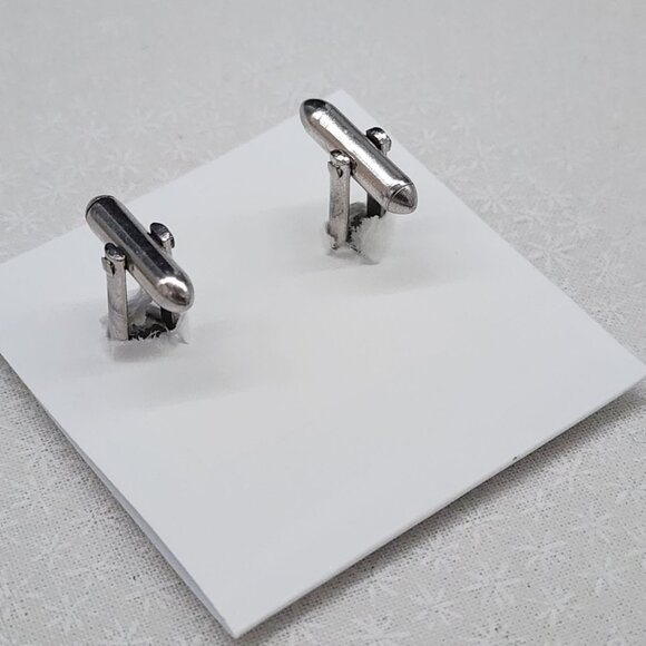 Vintage Swank Rectangular Silver-Tone Ribbed Cufflinks For Men - Picture 3 of 3